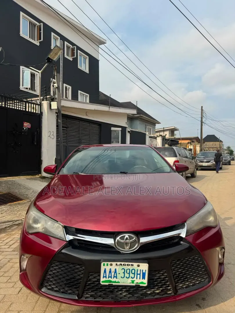 Toyota Camry 2016 Burgundy