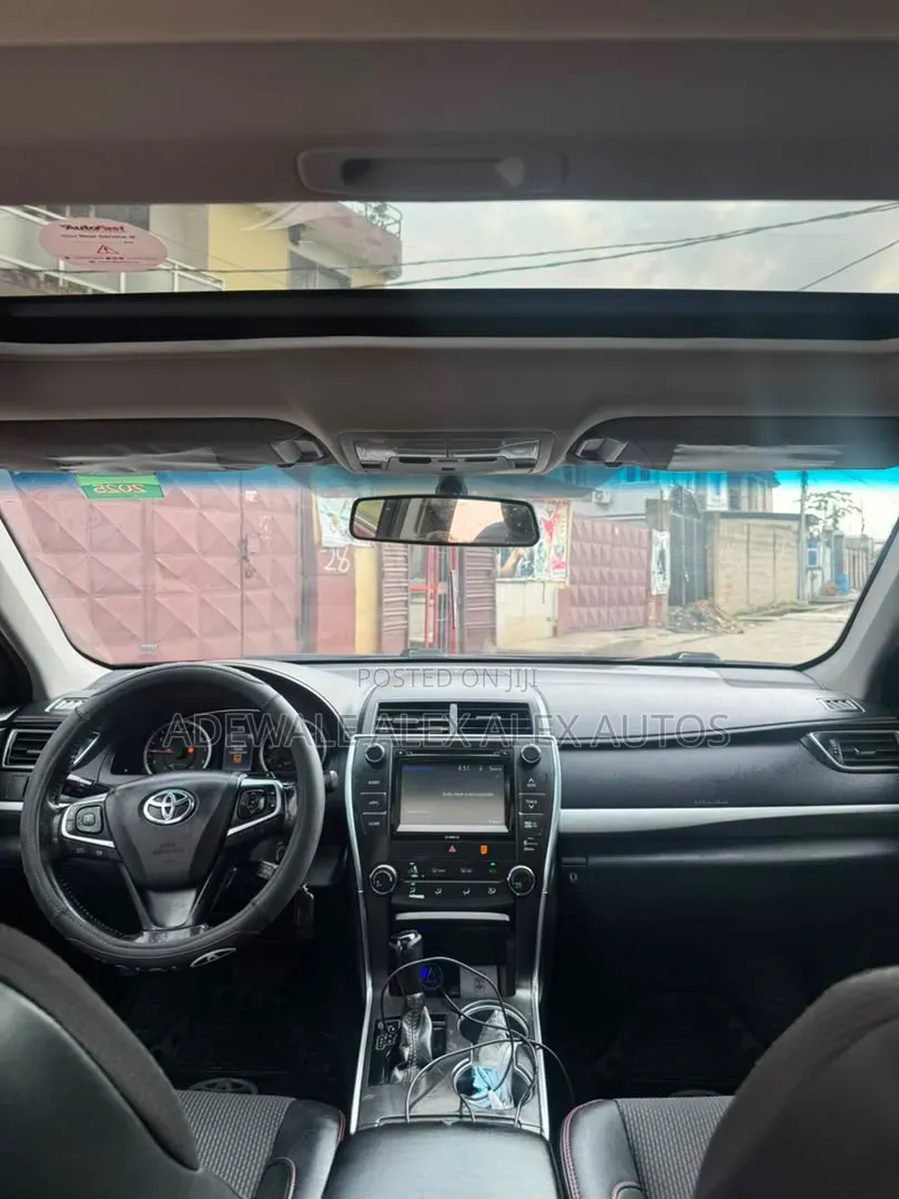 Toyota Camry 2016 Burgundy