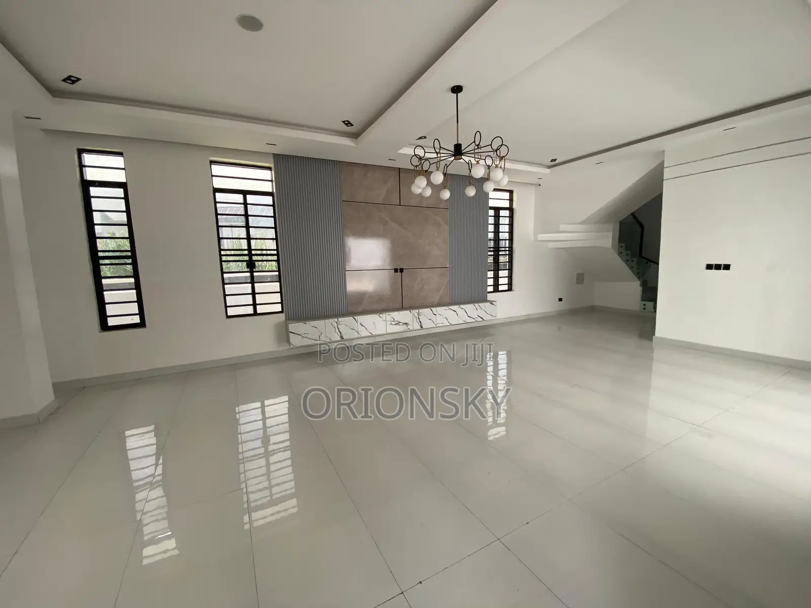 5bdrm Duplex in Lekki Phase 1 for sale