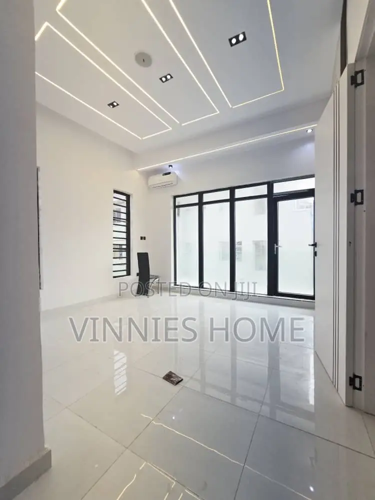 3bdrm Duplex in Oral Estate, Lekki Phase 2 for sale