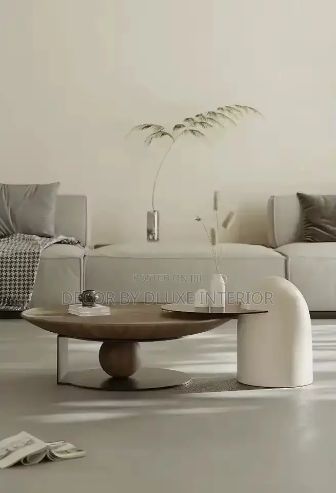 Italian Minimalist High-End Round Coffee Table