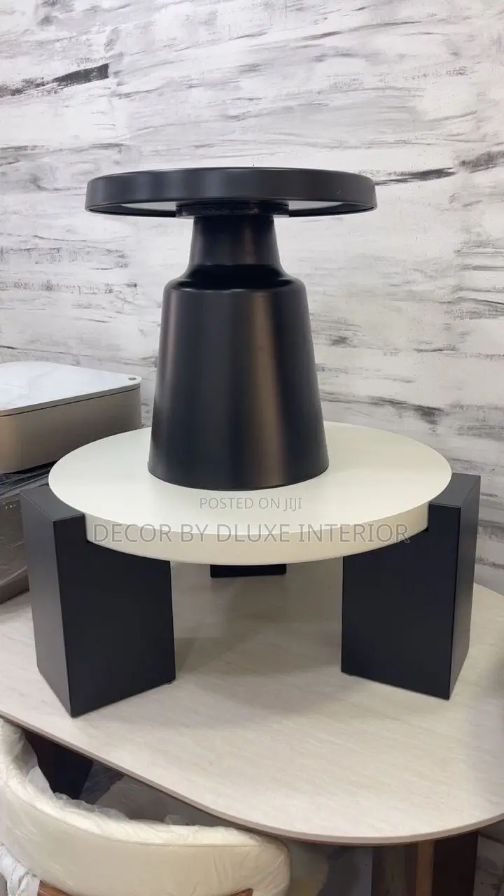 Modern Italian Design Cream Round Coffee Table With Side Table