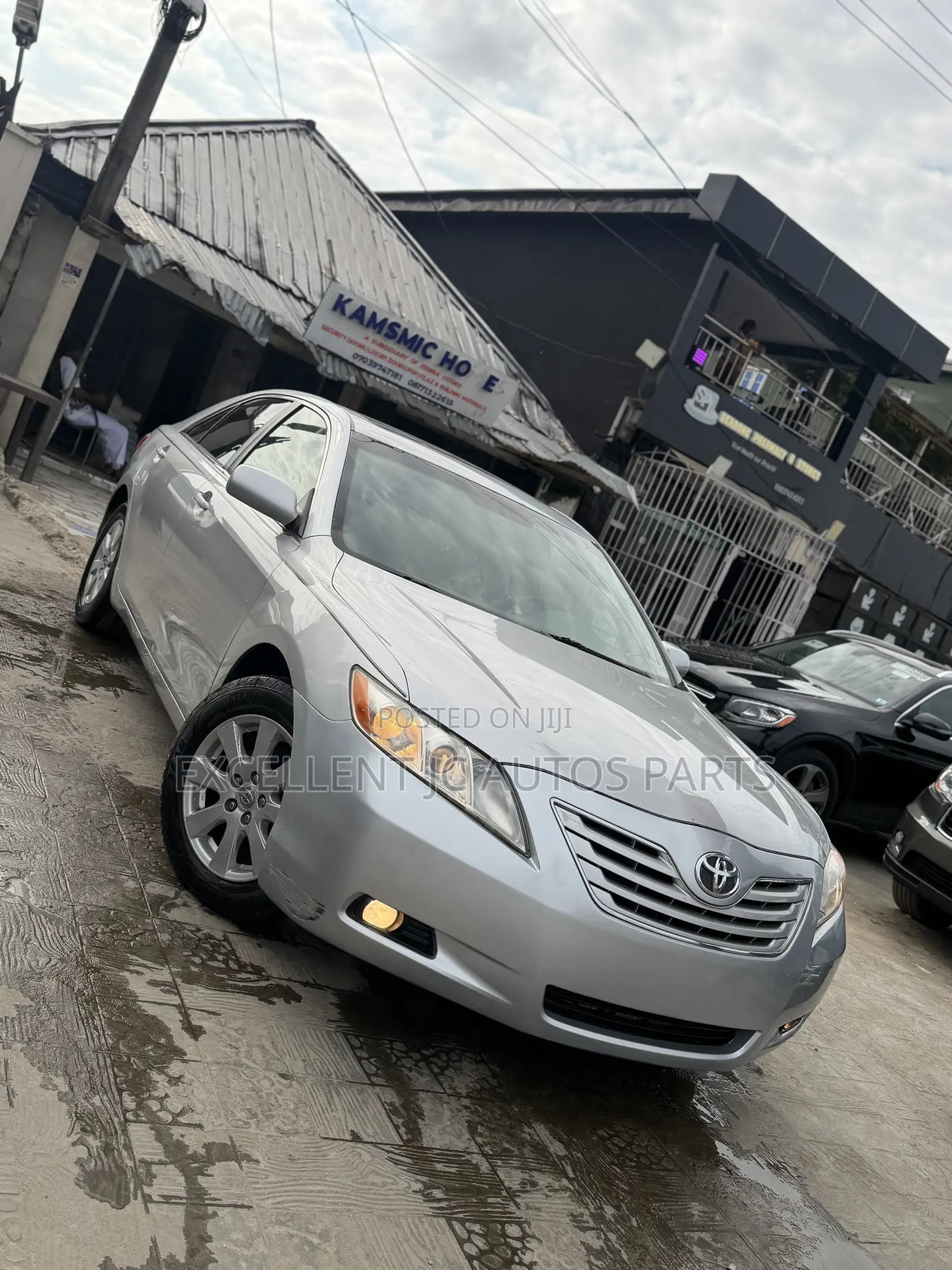 Toyota Camry XLE 4dr Sedan (2.4L 4cyl 5A) 2007 Silver