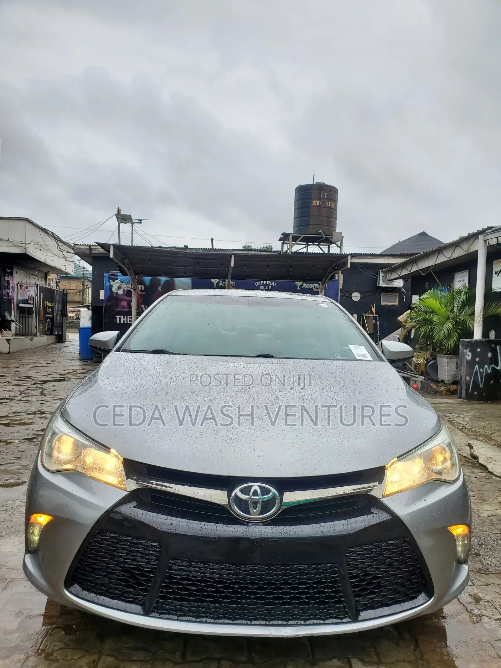 Toyota Camry XLE 4dr Sedan (2.5L 4cyl 6A) 2015 Silver