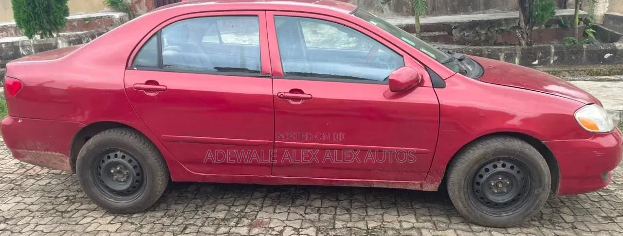Toyota Corolla 2004 Red