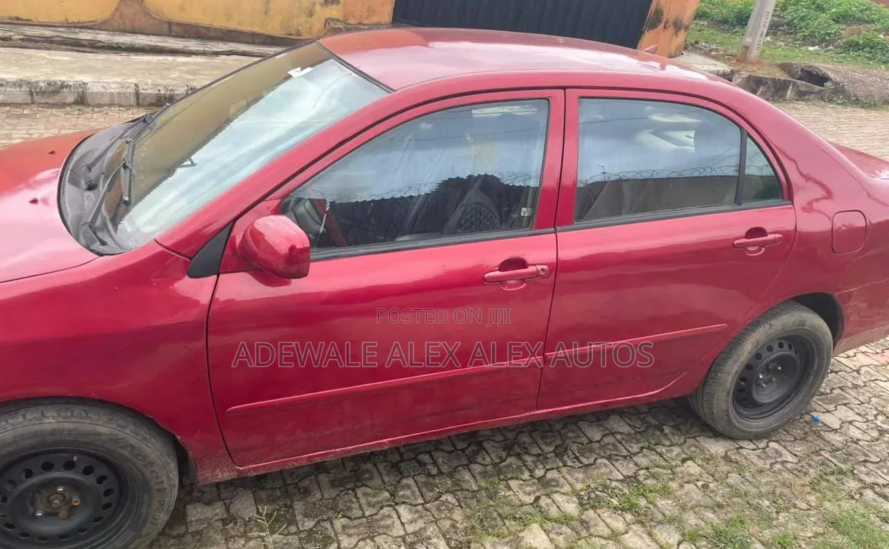 Toyota Corolla 2004 Red