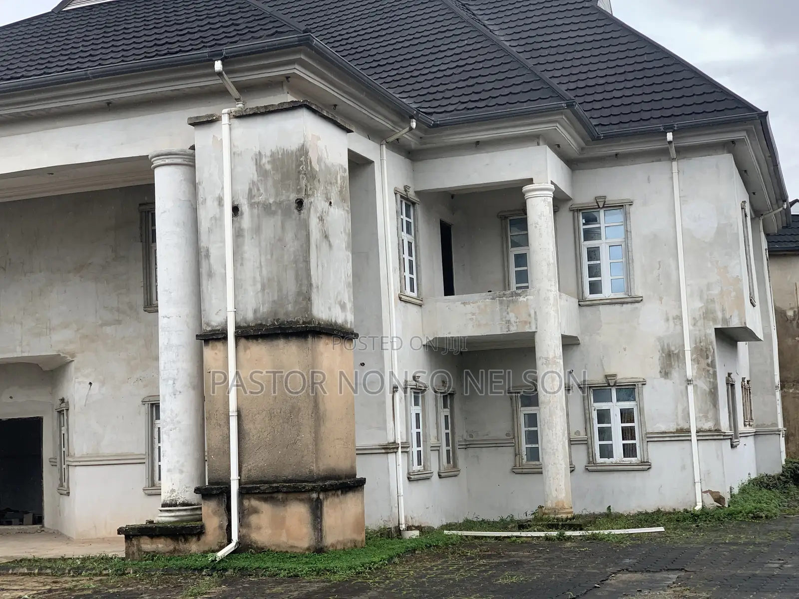 6bdrm Duplex in Area C Layout, Owerri for sale