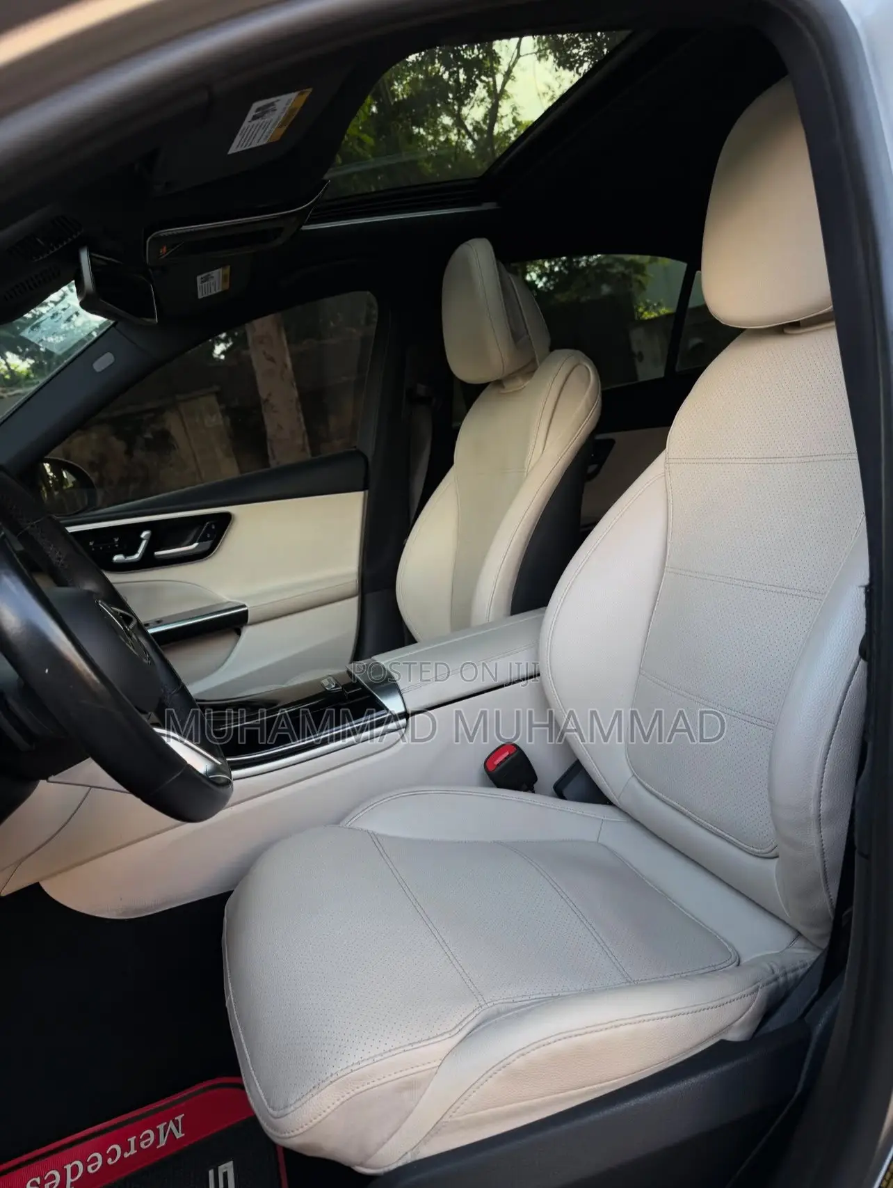 Mercedes-Benz C300 2022 Brown