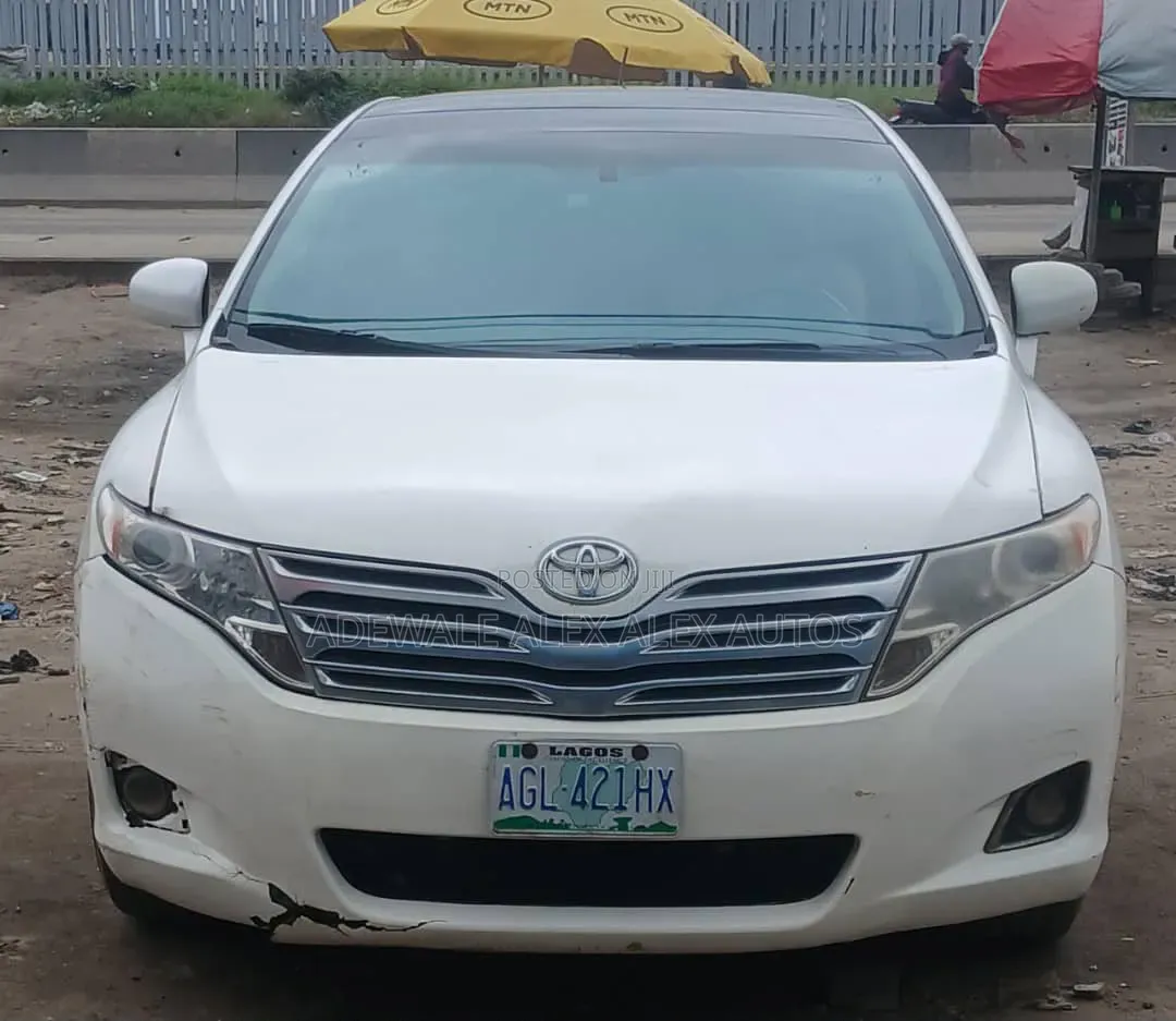 Toyota Venza 2011 White