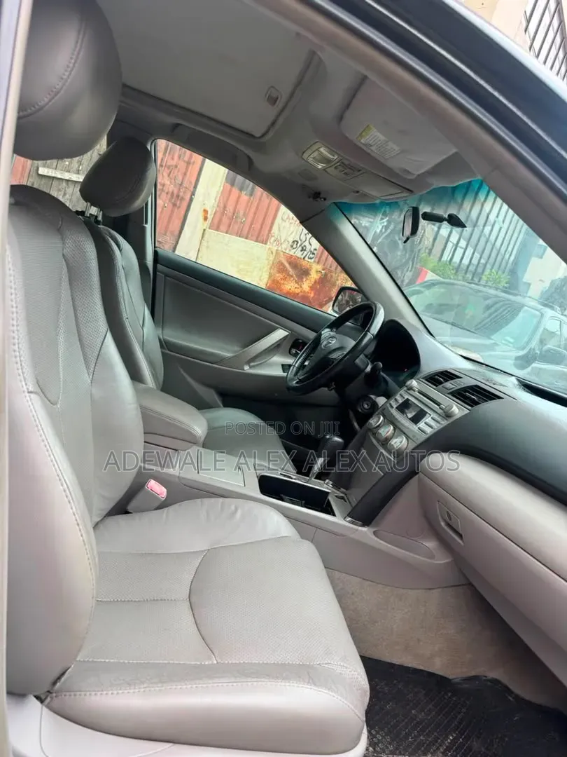 Toyota Camry 2011 Black