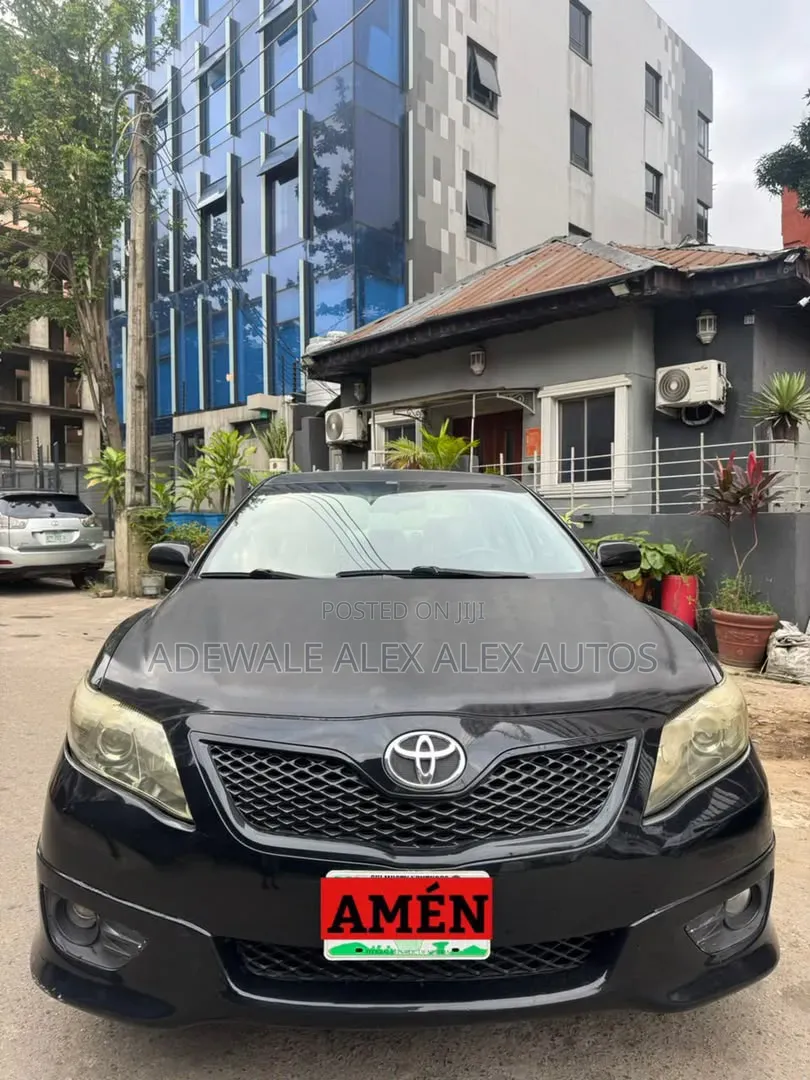Toyota Camry 2011 Black