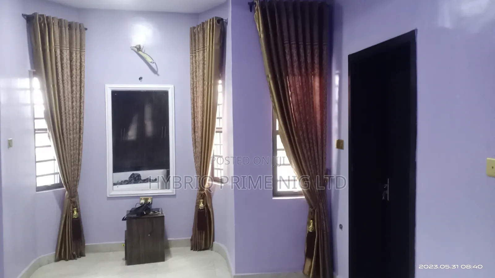 Luxury House Painting