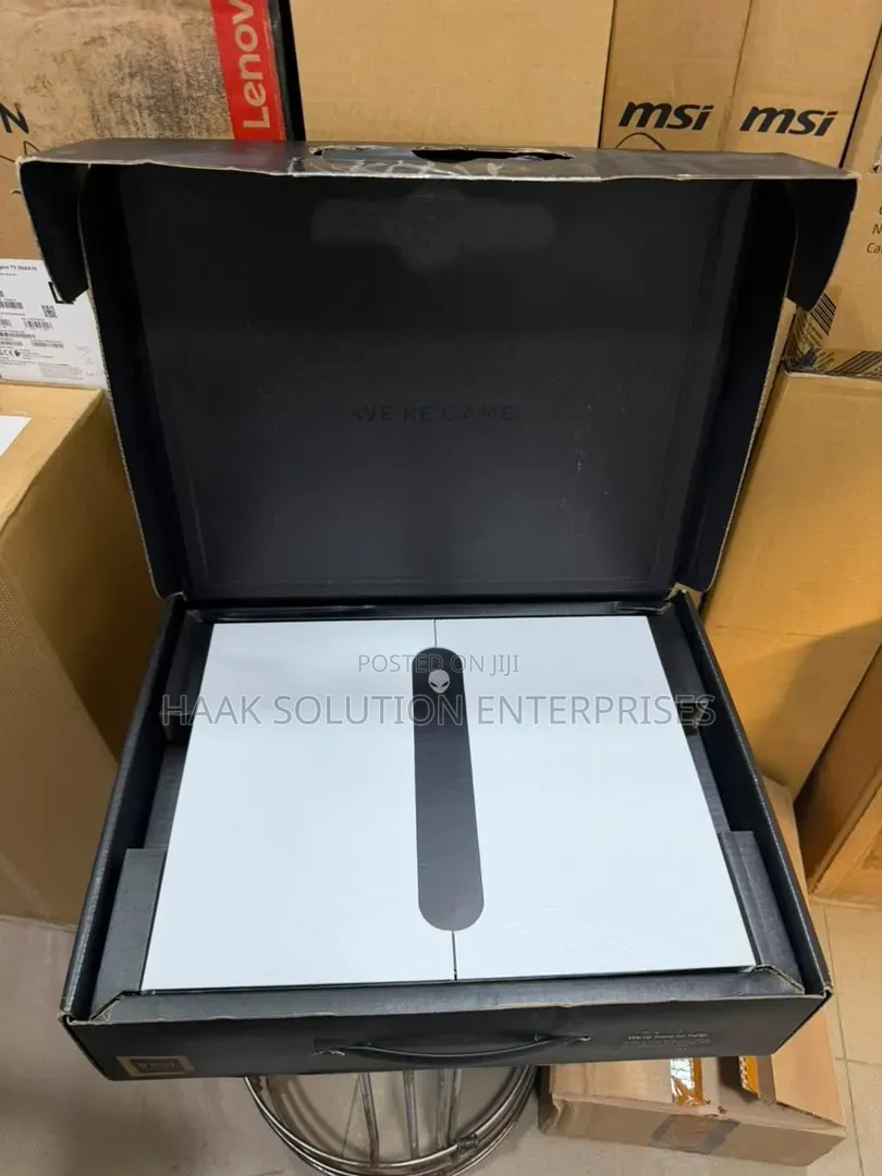 Laptop Alienware X16 32GB Intel Core i9 SSD 1T