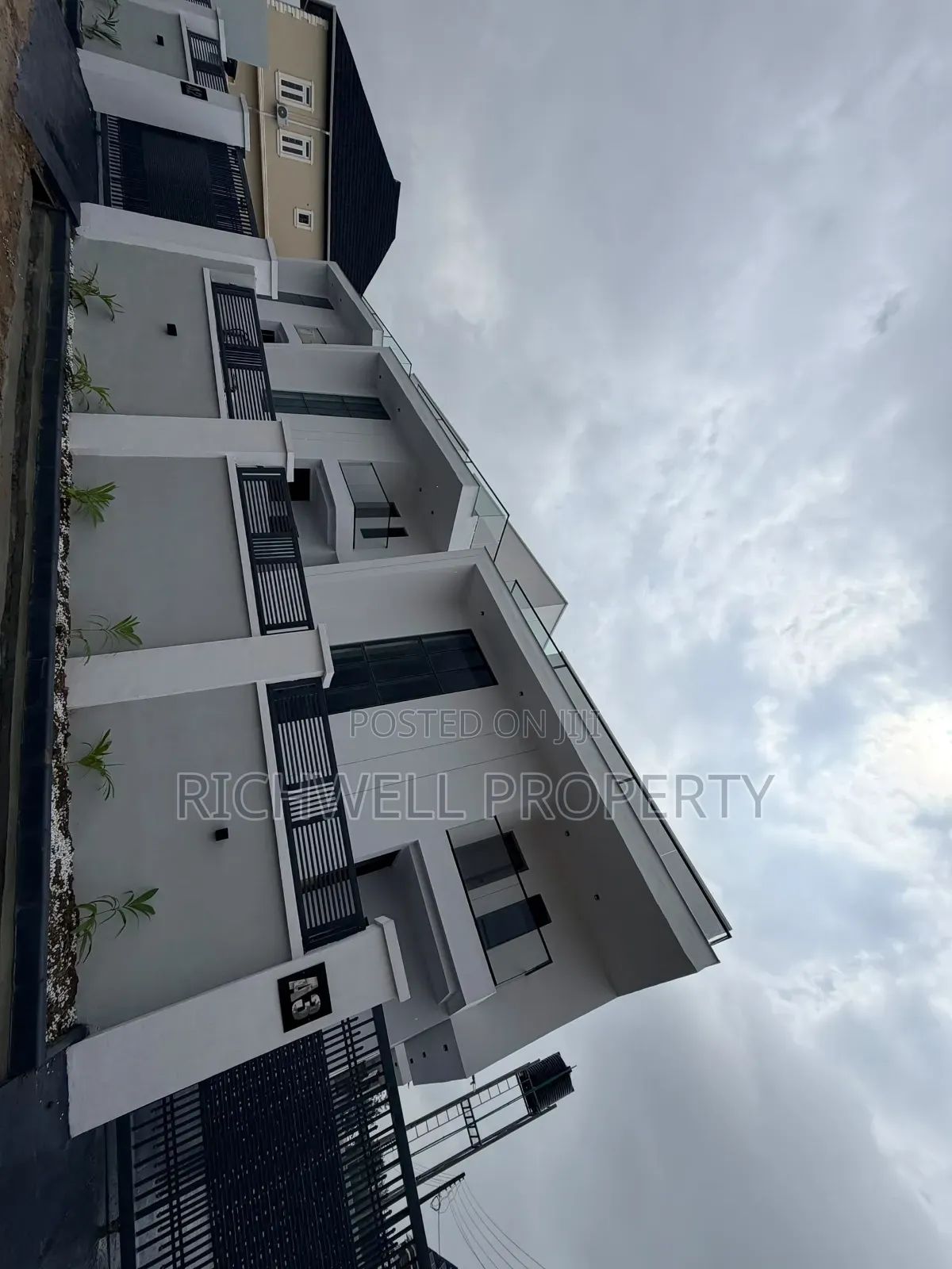 4bdrm Duplex in Carlton Gate Estates, Akobo for sale