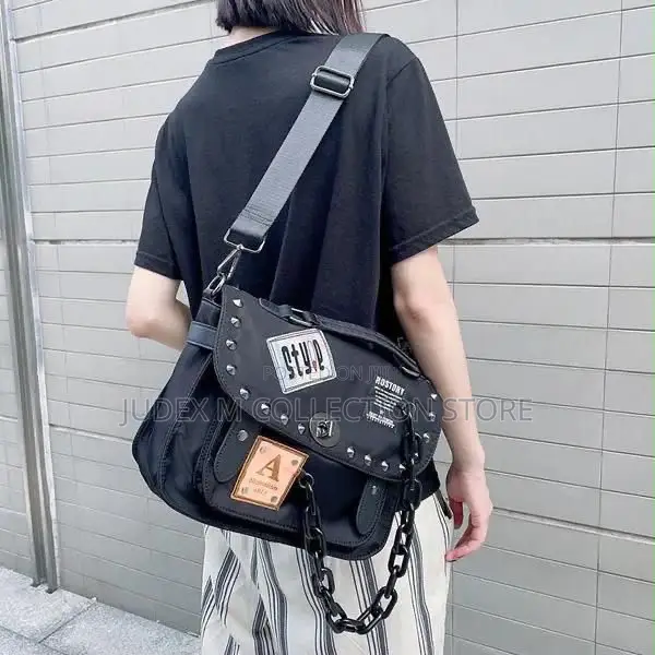 Graffiti Men Le Cagole Crossbody Bag