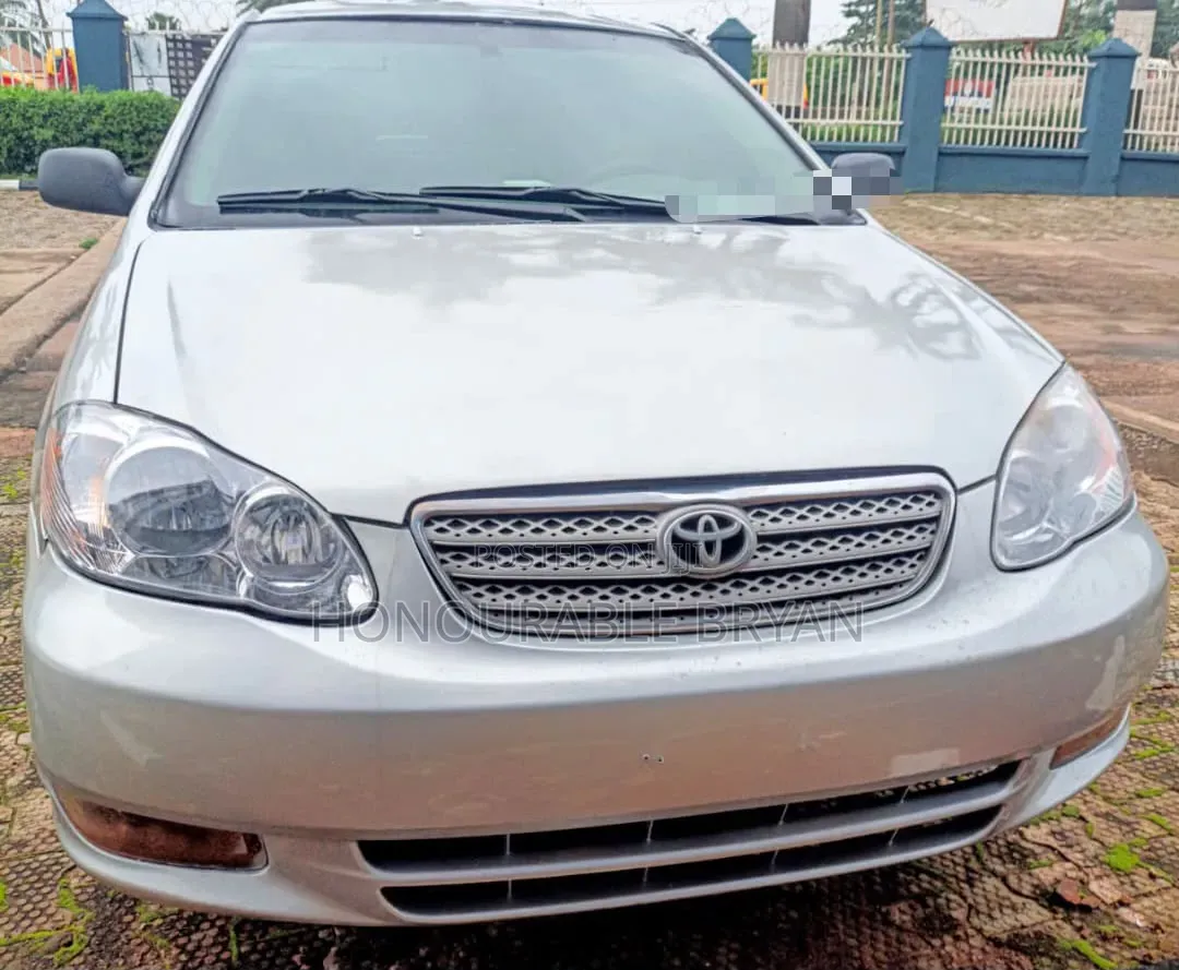 Toyota Corolla 2004 Silver