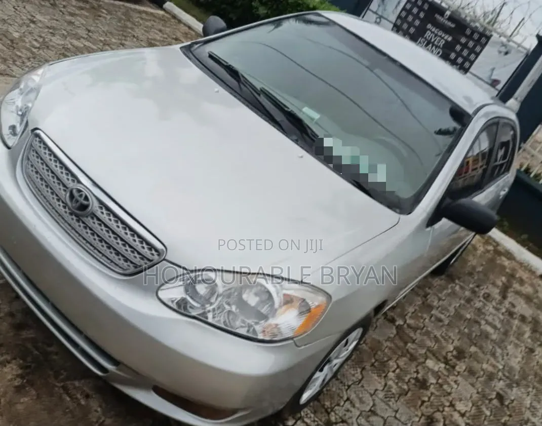 Toyota Corolla 2004 Silver
