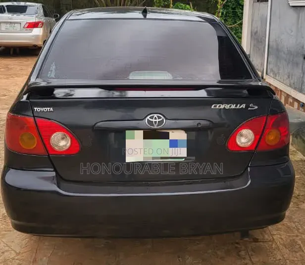 Toyota Corolla 2004 Black