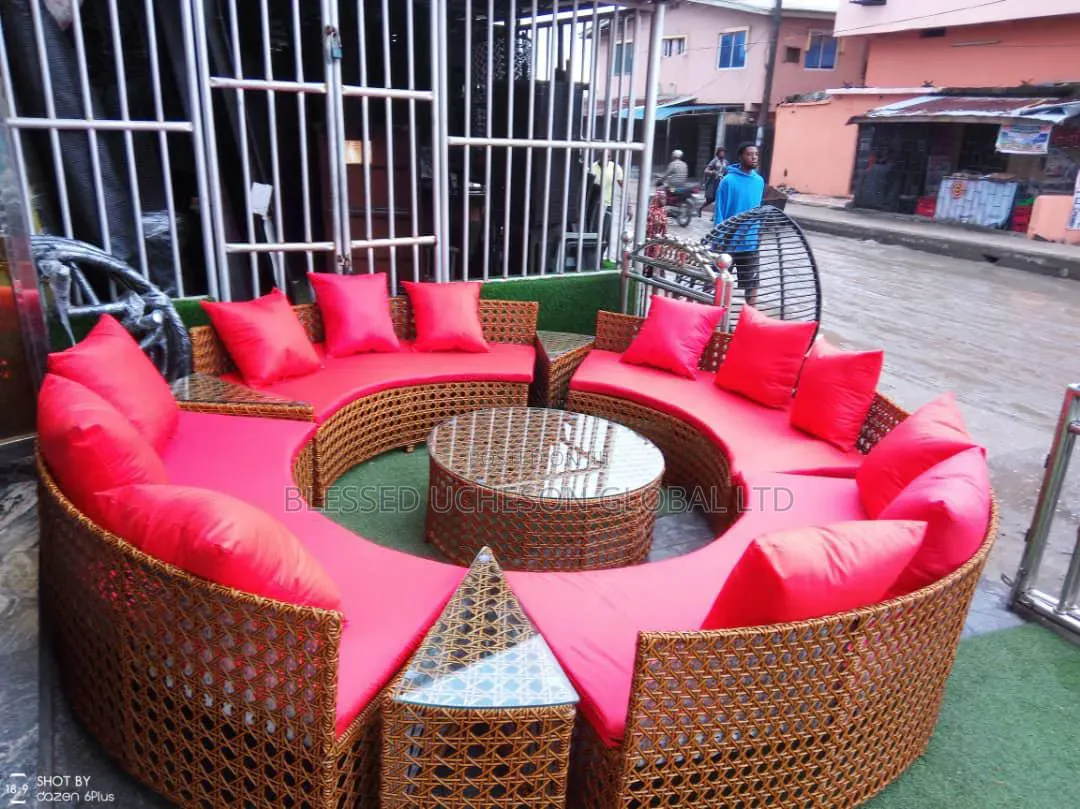 Brand New Elegant Rattan Dome Sofa Set With Coffee Table