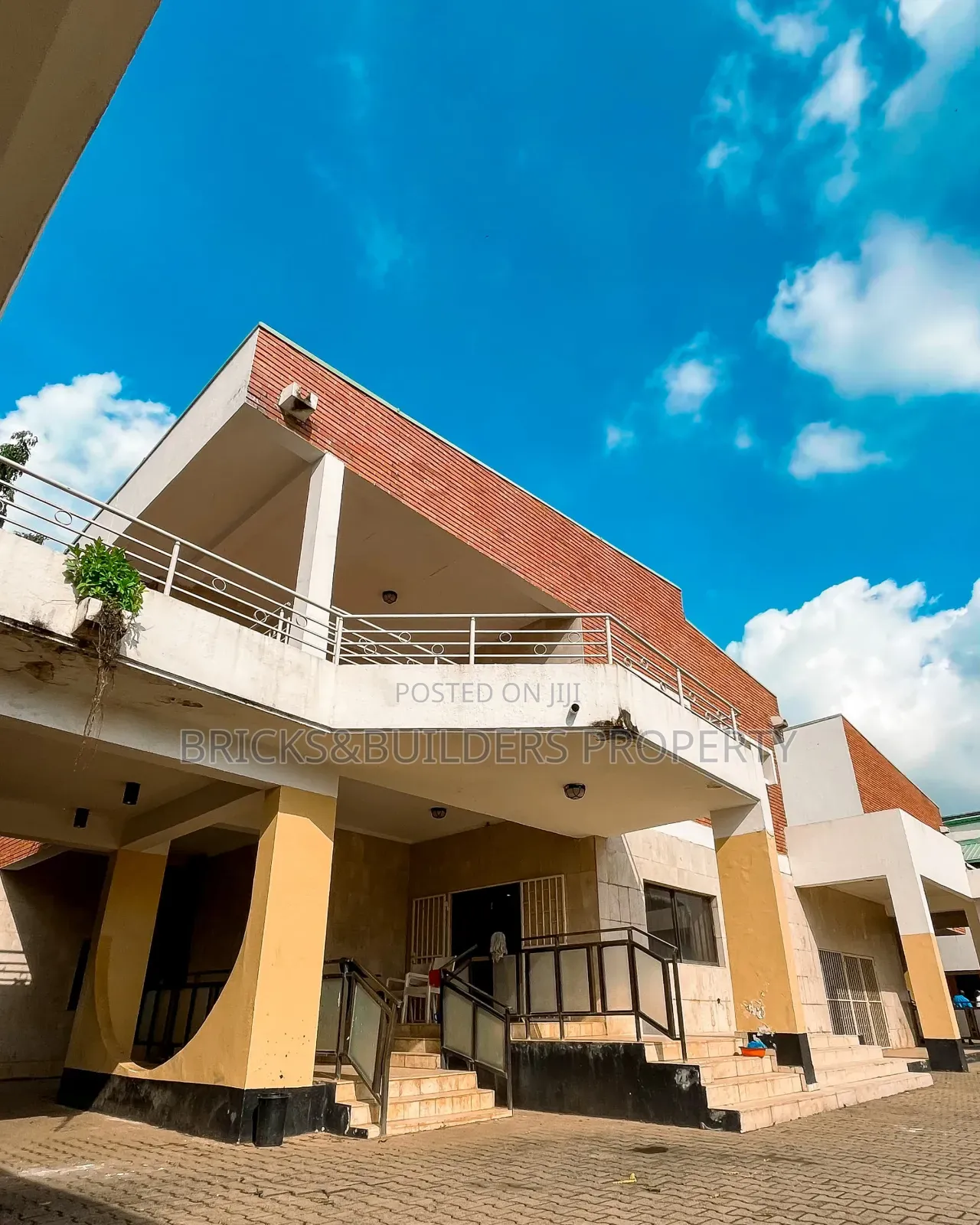 6bdrm Mansion in Central Business District for sale