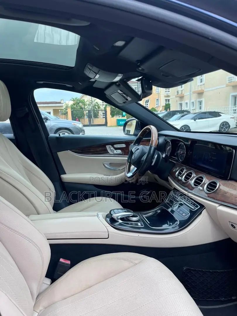 Mercedes-Benz E300 2017 Black