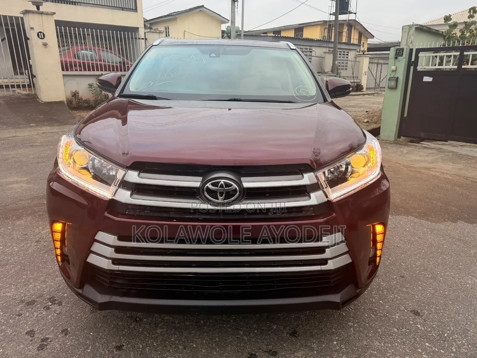 Toyota Highlander Limited Platinum 4dr SUV AWD (3.5L 6cyl 6A) 2015