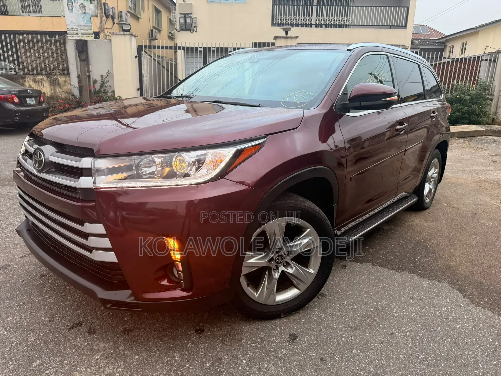 Toyota Highlander Limited Platinum 4dr SUV AWD (3.5L 6cyl 6A) 2015