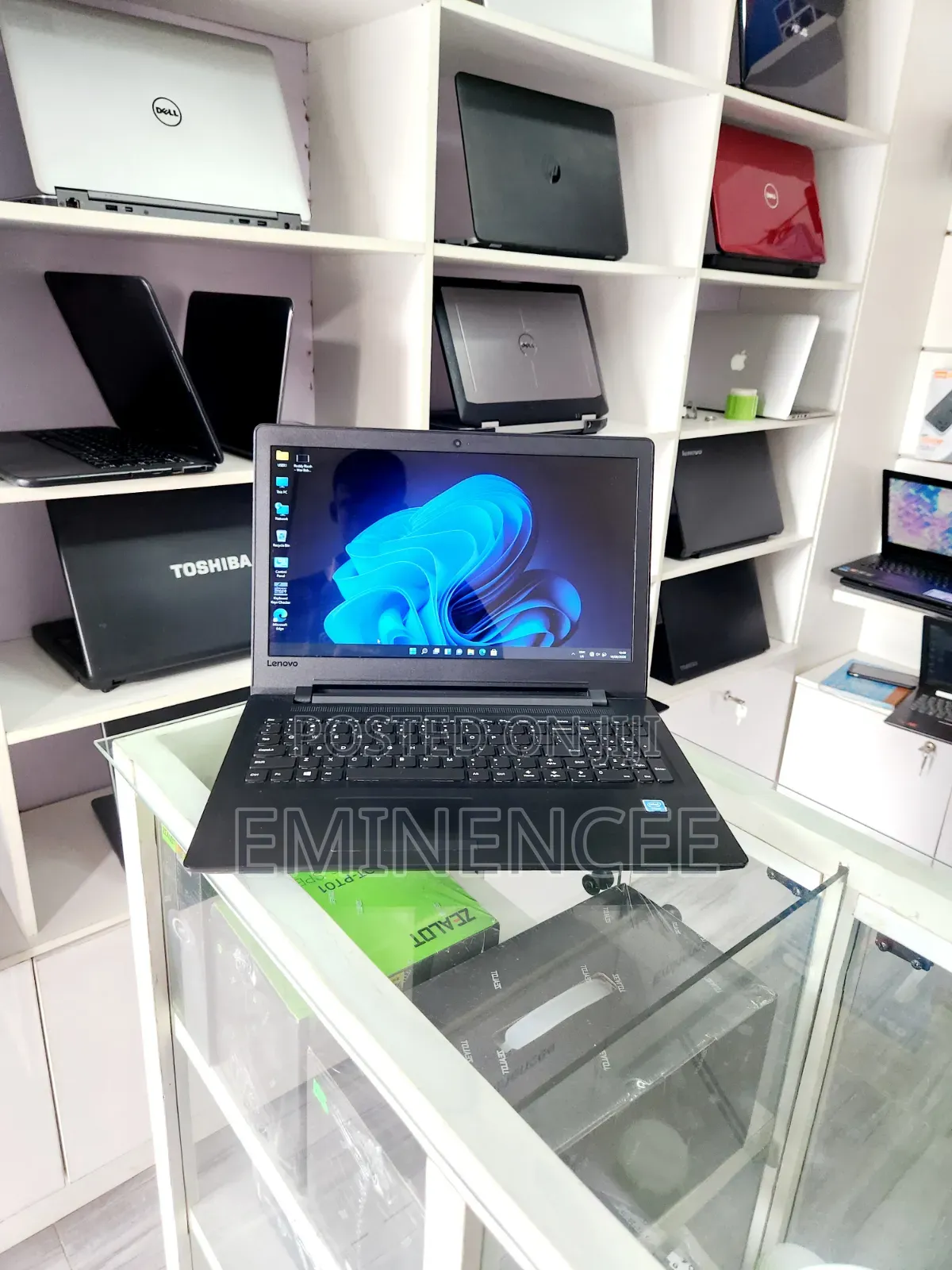 Laptop Lenovo IdeaPad 110 4GB Intel Celeron HDD 500GB