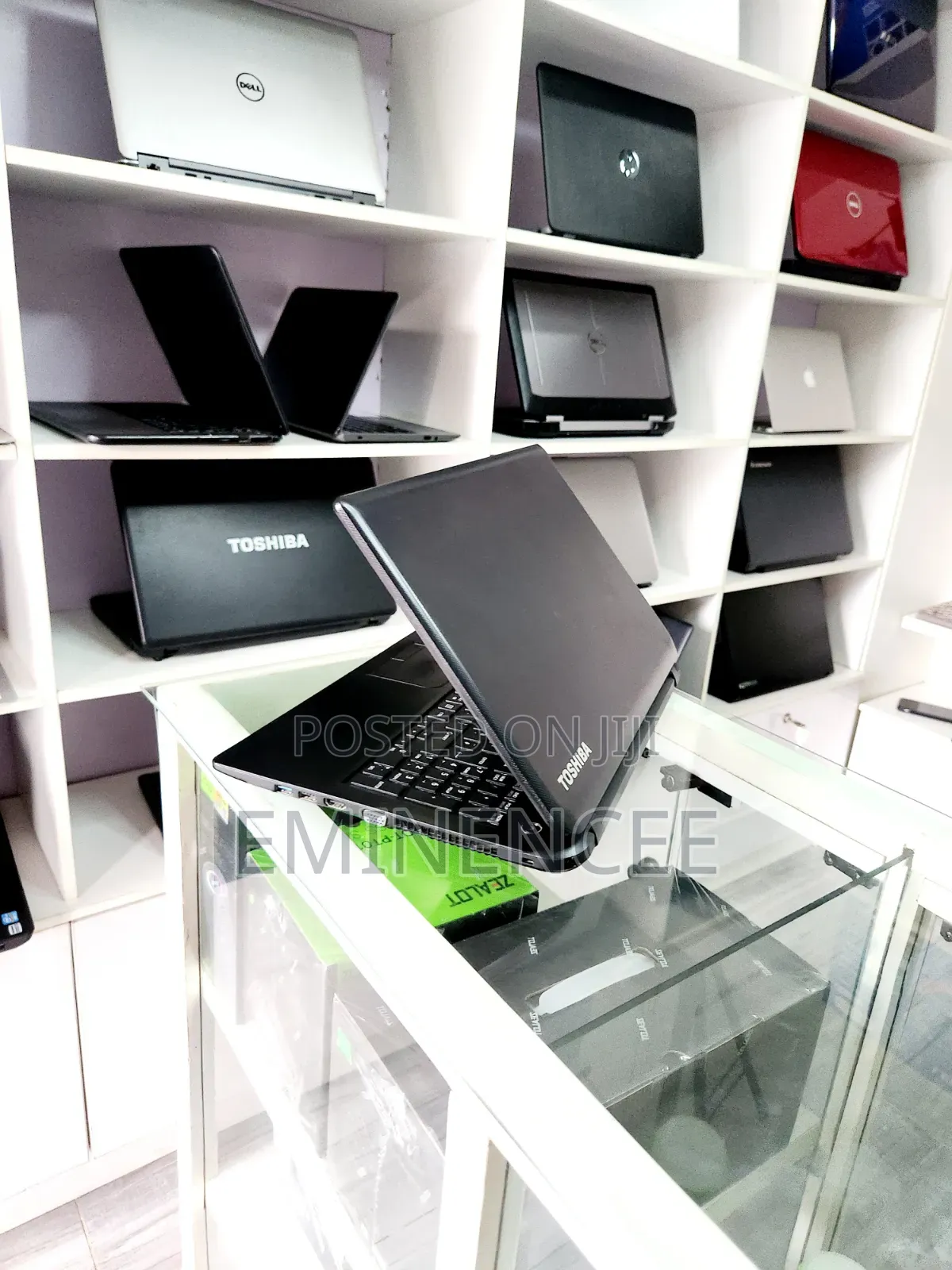 Laptop Toshiba Satellite C50 8GB Intel Celeron HDD 500GB