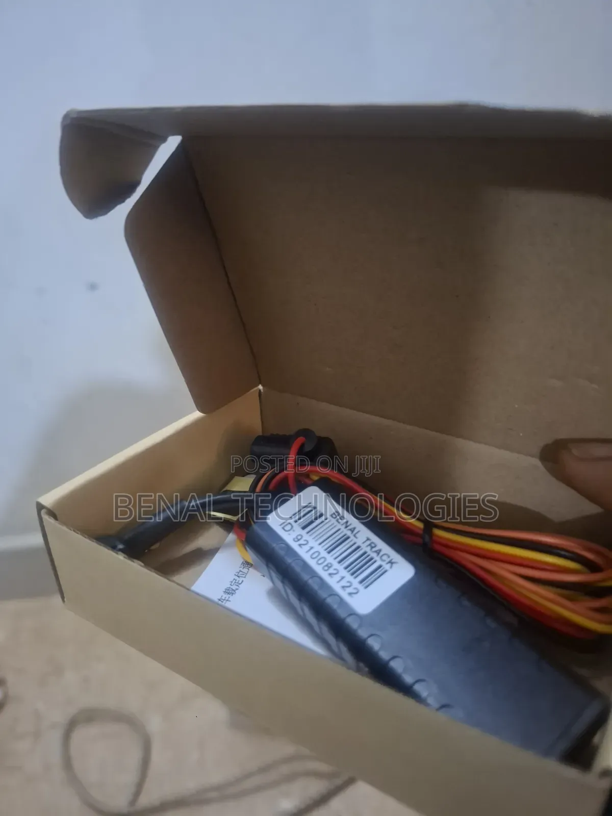 Accurate Live Location GPS Unit for Cars