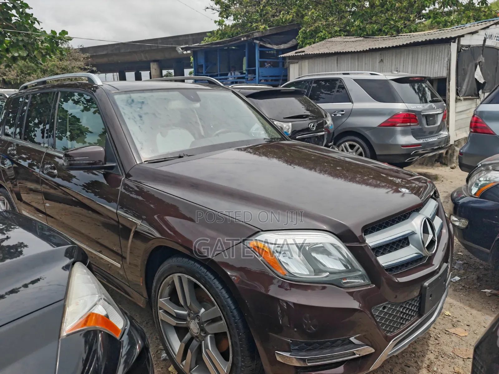 Mercedes-Benz GLK-Class 2015 Brown