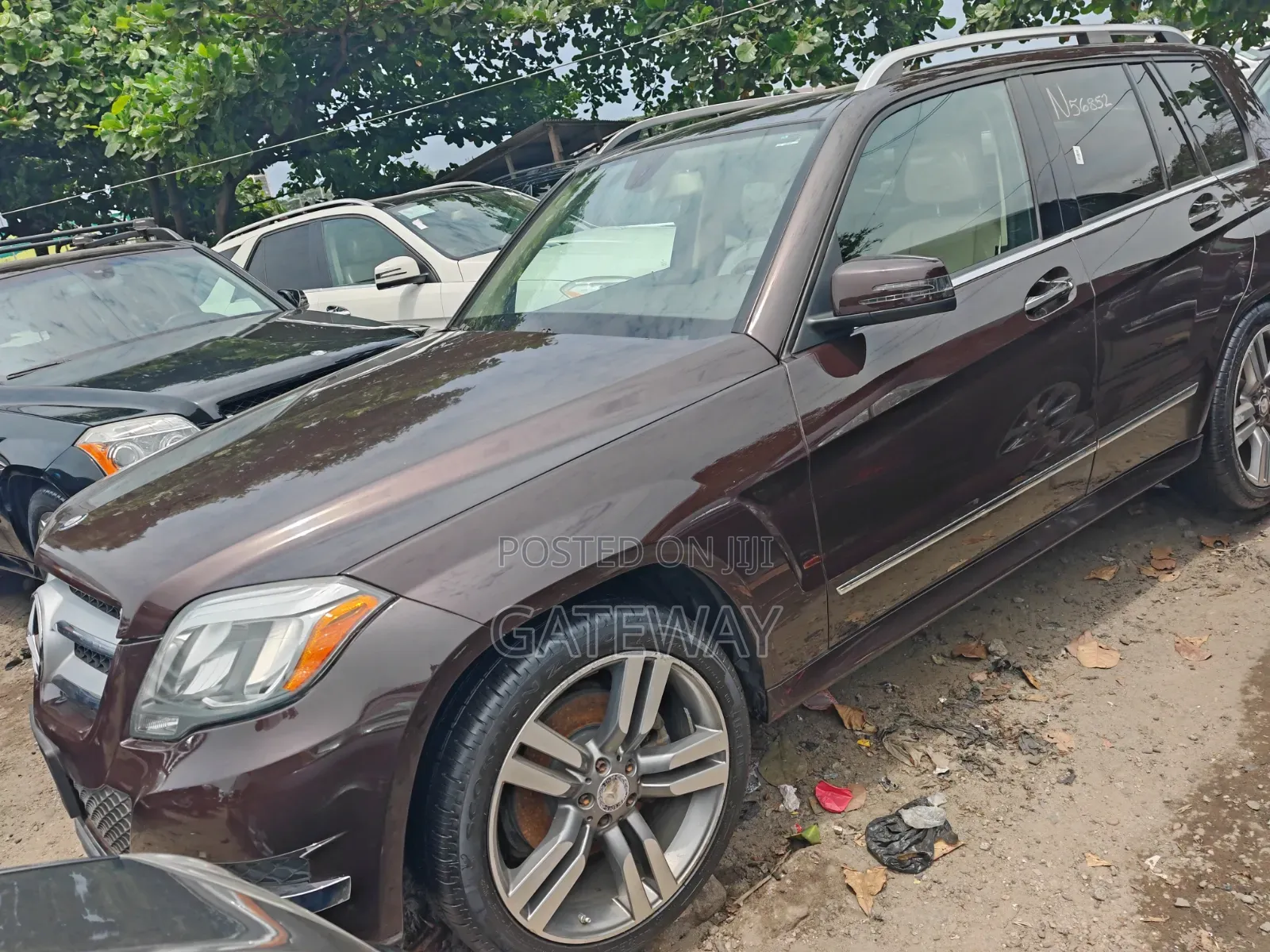 Mercedes-Benz GLK-Class 2015 Brown