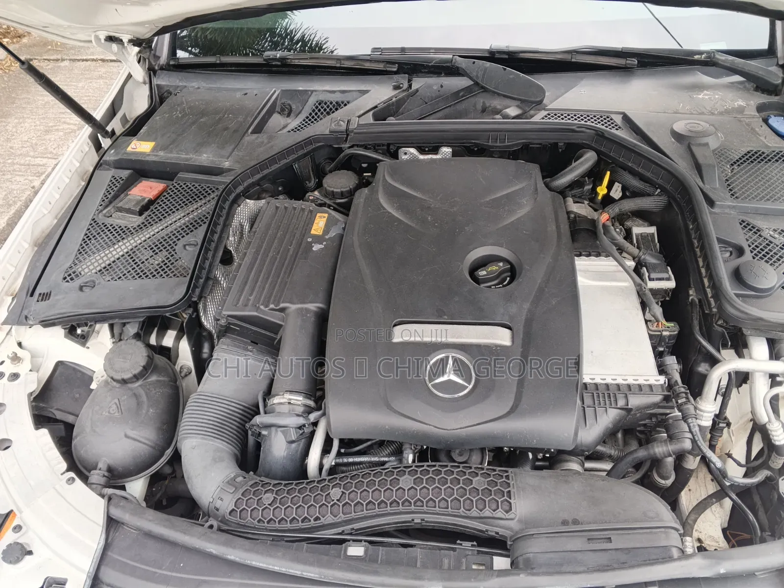 Mercedes-Benz C300 Sport 4Matic Sedan AWD (2.0L 4cyll 7A) 2016 White
