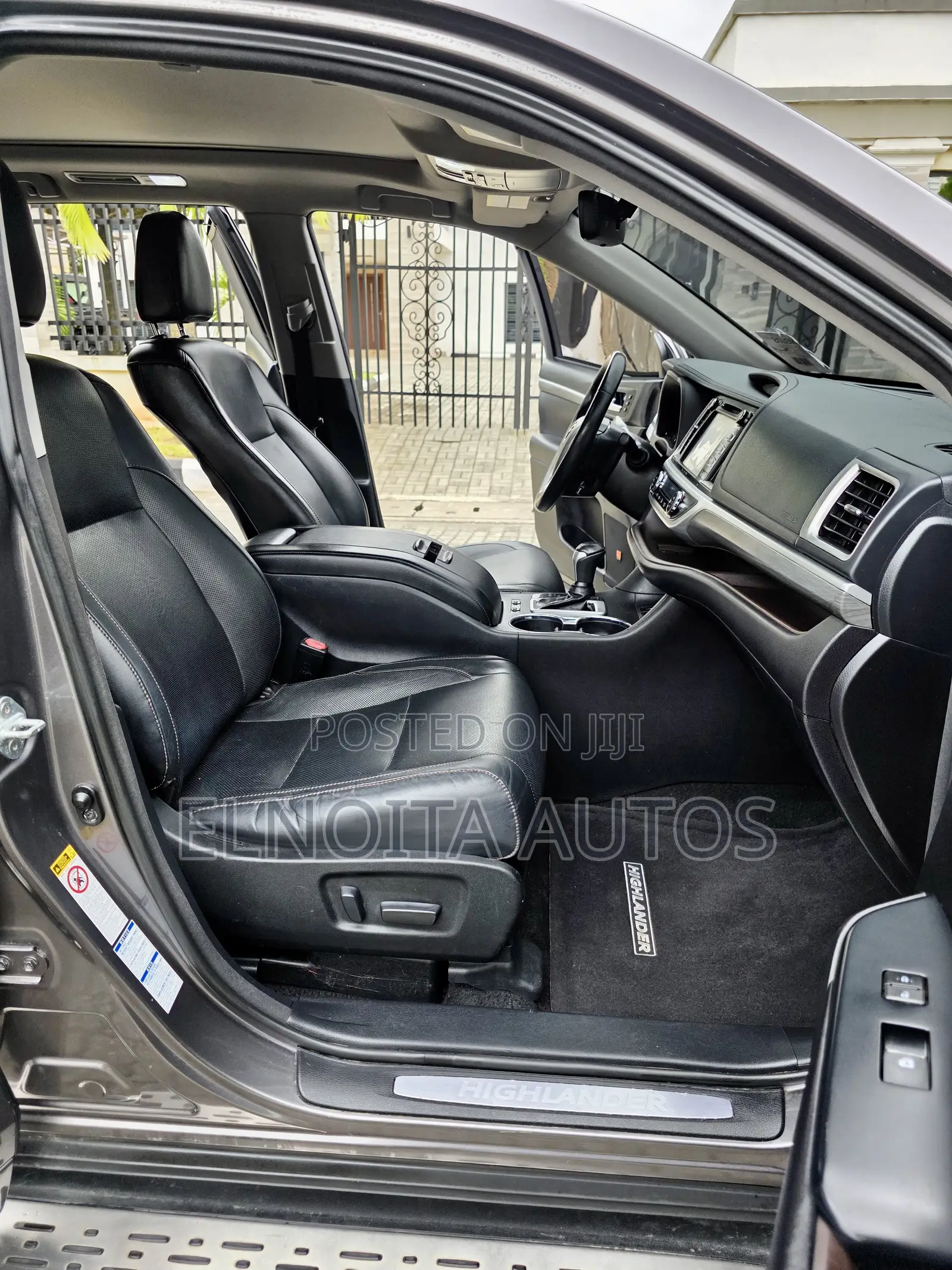 Toyota Highlander Limited Platinum 4x4 V6 (3.5L 6cyl 8A) 2018 Gray
