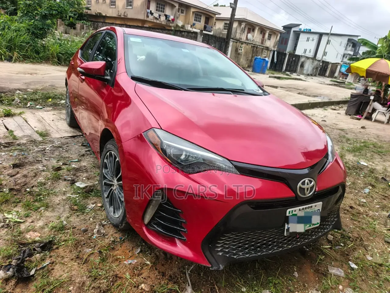 Toyota Corolla 2015 Red