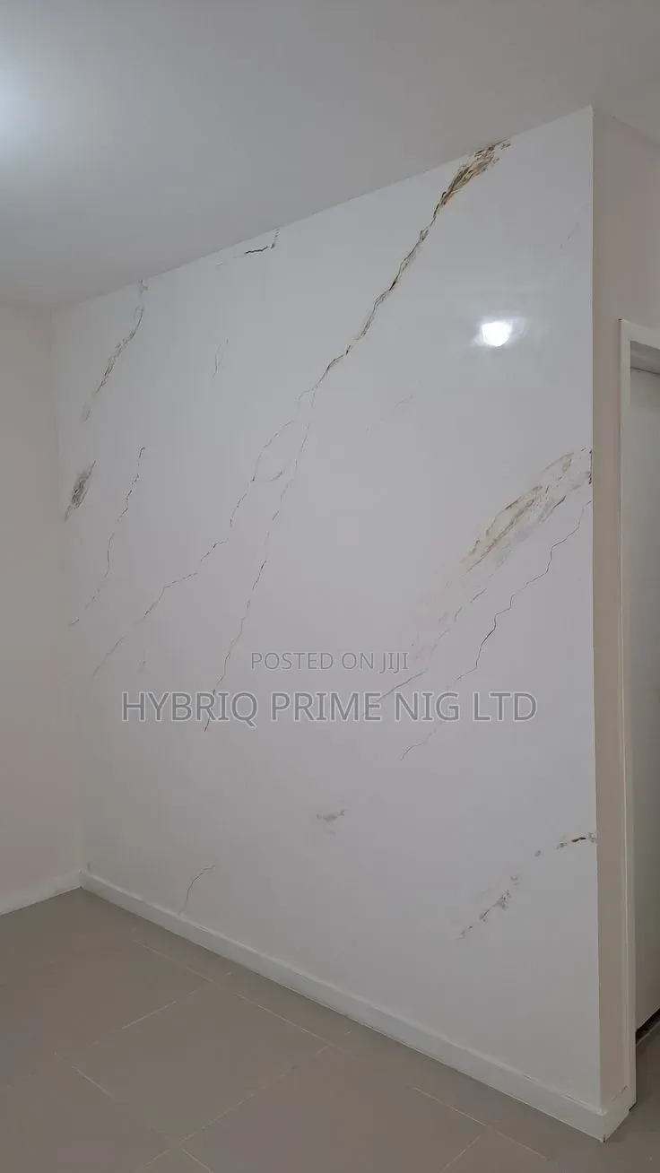 Venetian-Style Stucco Finishing