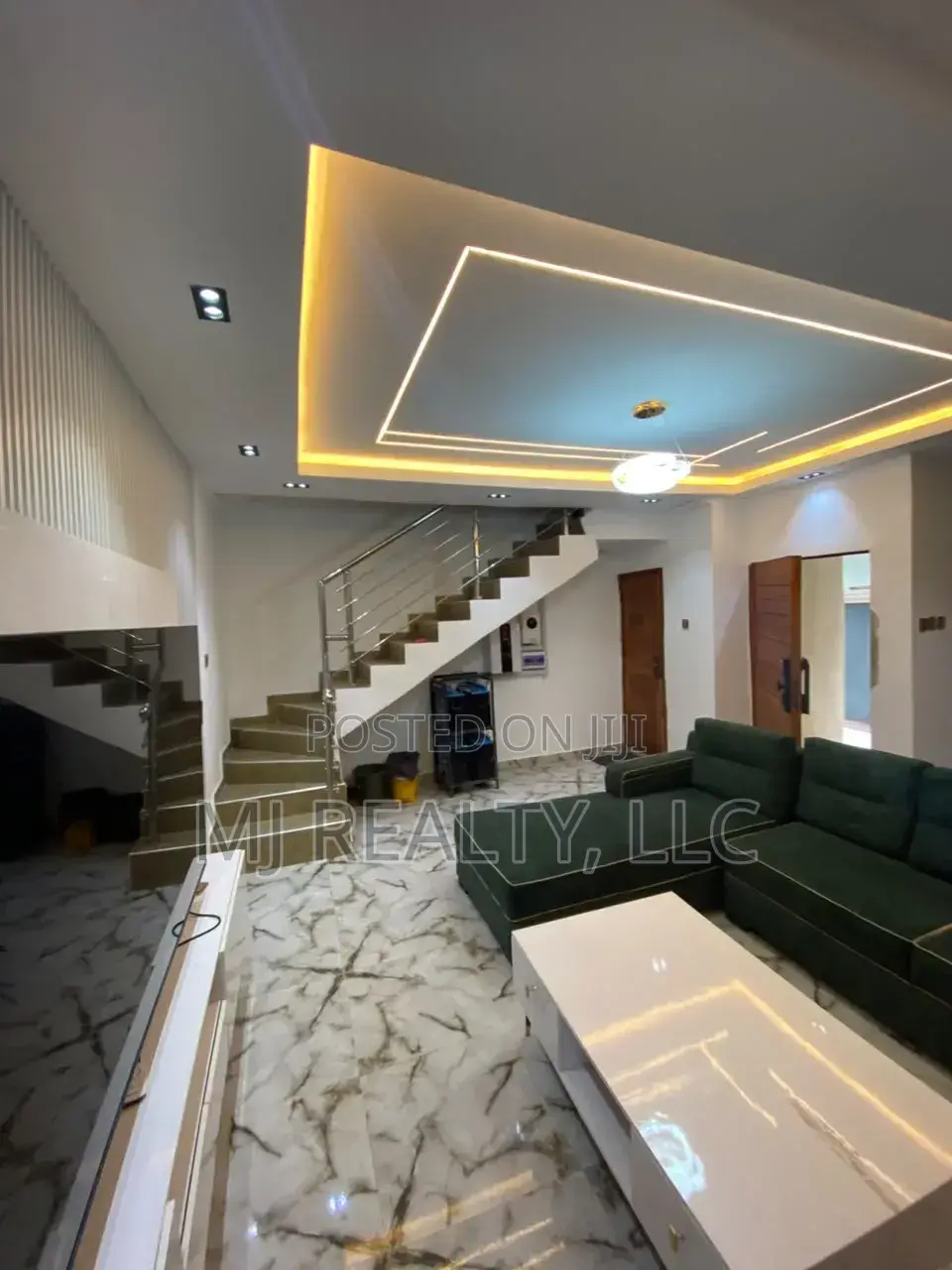 2bdrm Townhouse/Terrace in Omole Phase 2 for sale