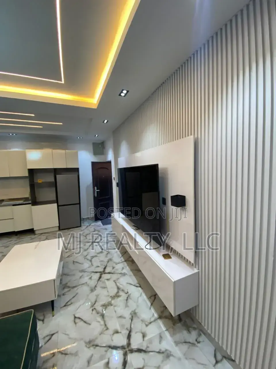 2bdrm Townhouse/Terrace in Omole Phase 2 for sale