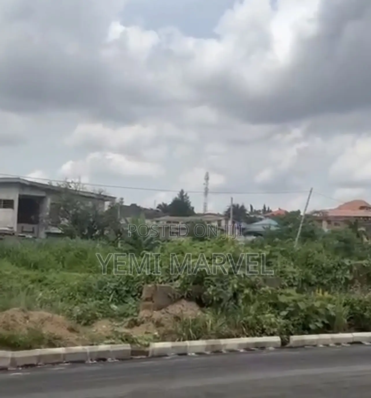 700sqm Commercial Land With C of O at Ladoke Akintola, Bodija, Ibadan