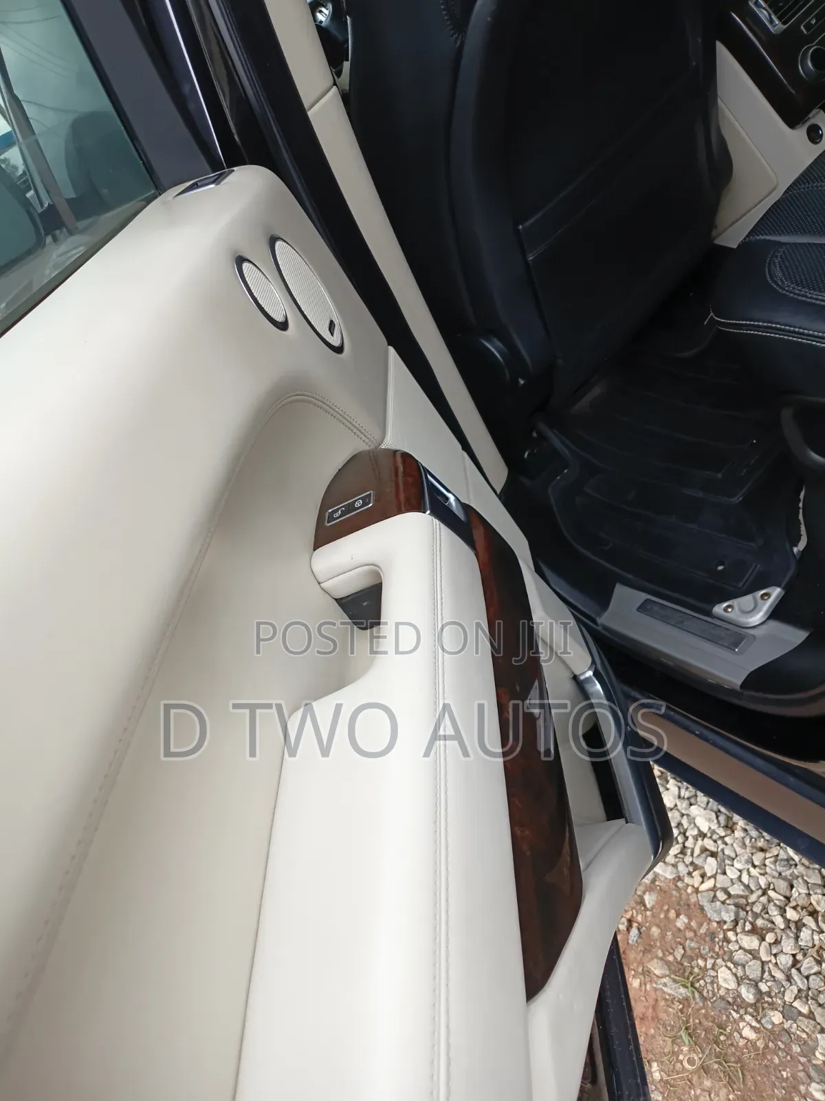 Land Rover Range Rover Vogue 2015 Black