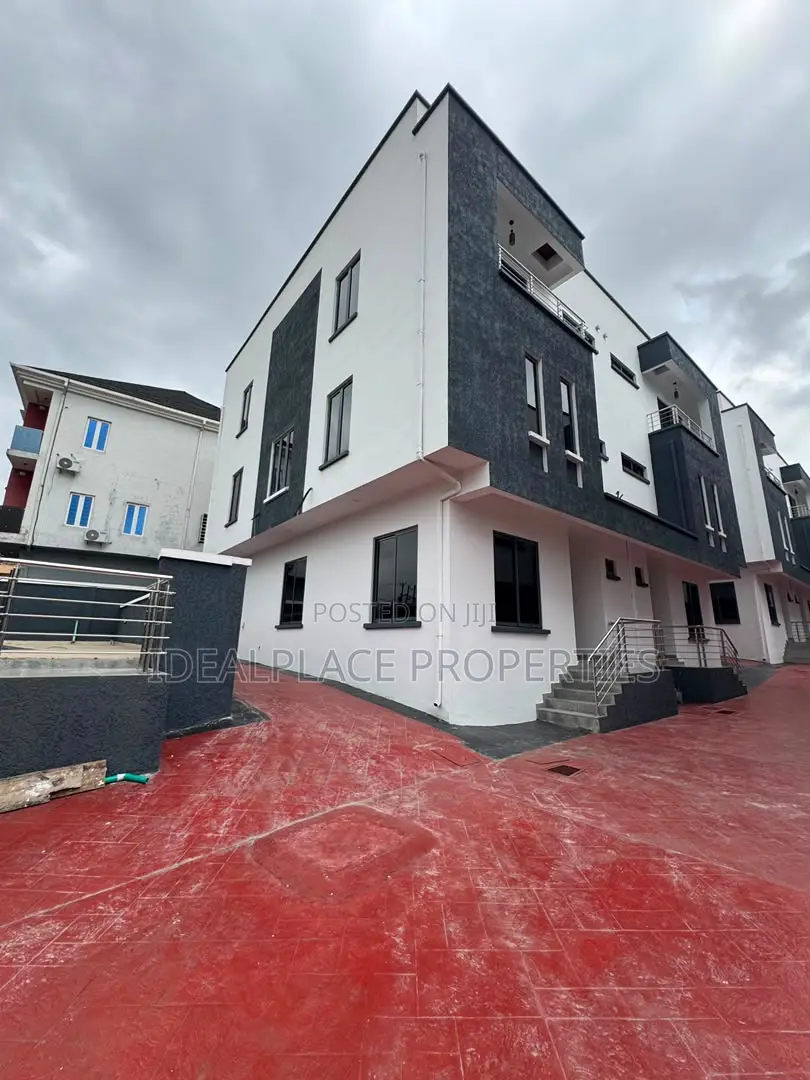4bdrm Duplex in Opebi for sale