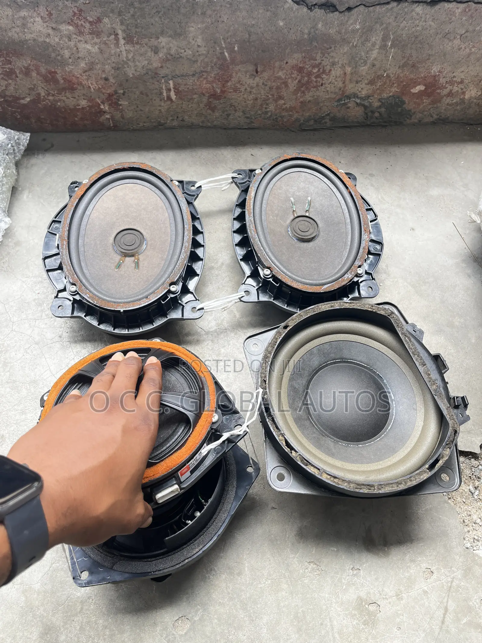 Set of JBL Speakers Front and Back With Booth Woofer Lexus Es350