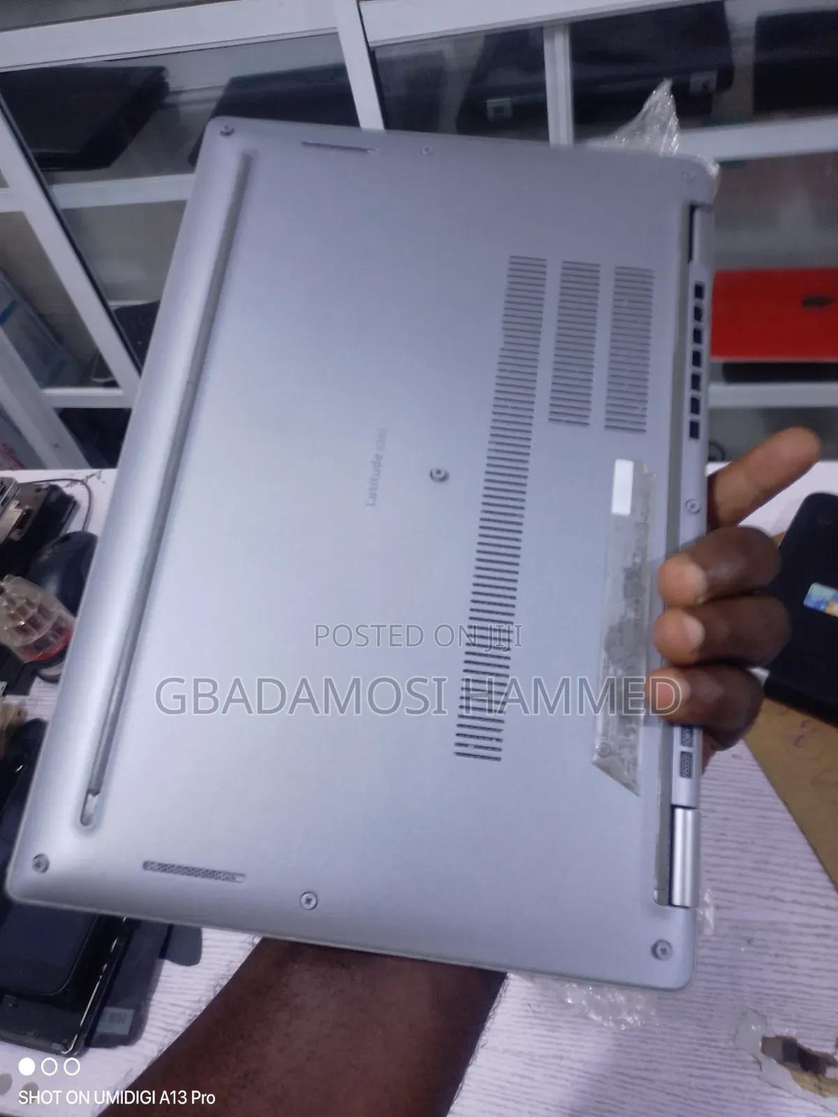 Laptop Dell Latitude 5320 8GB Intel Core i5 SSD 256GB
