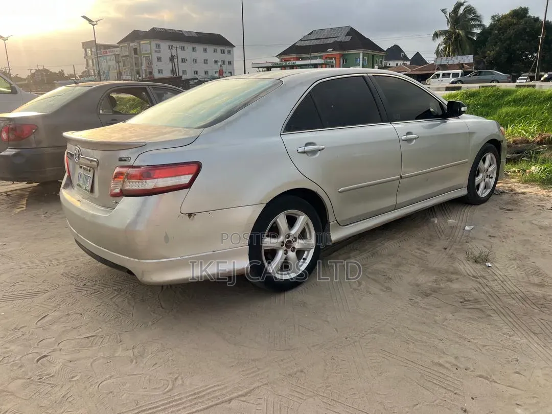 Toyota Camry 2008 Silver