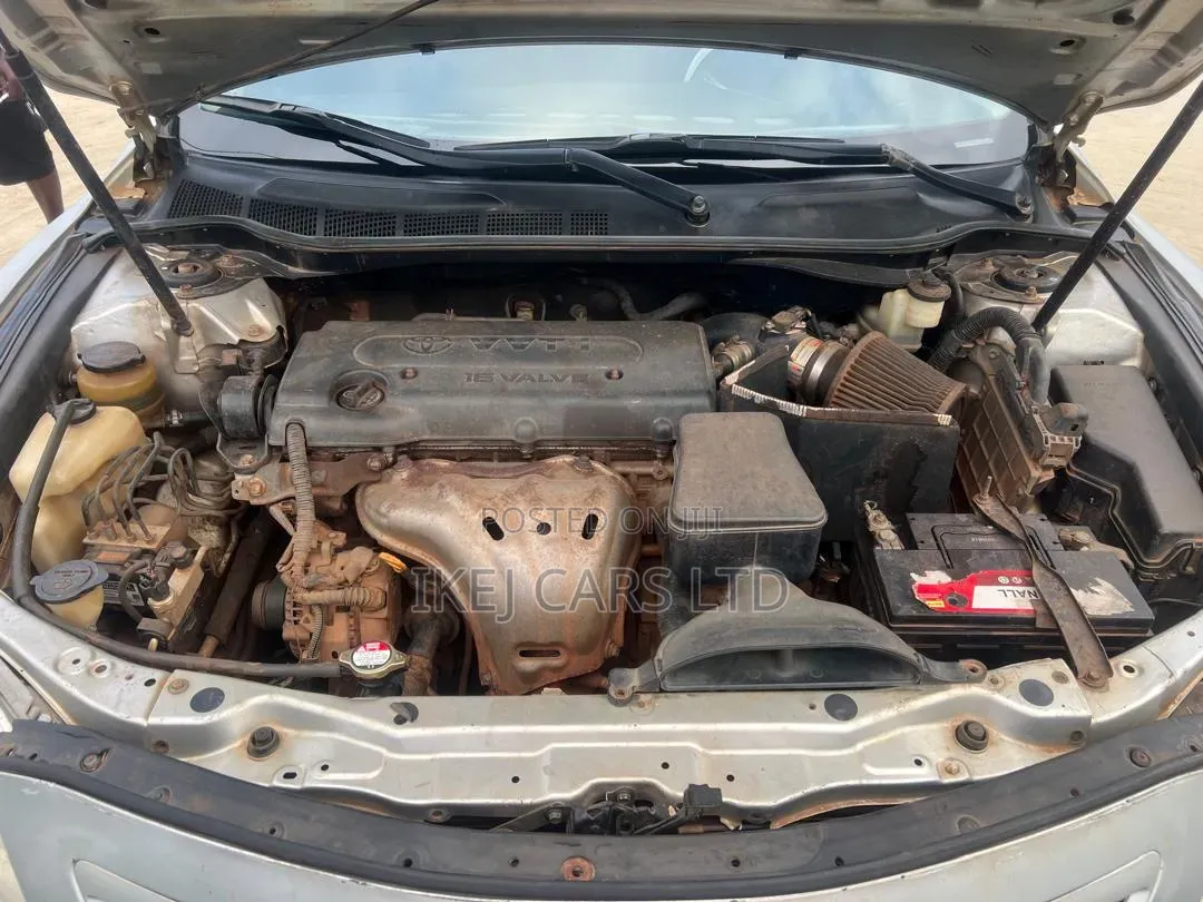 Toyota Camry 2008 Silver