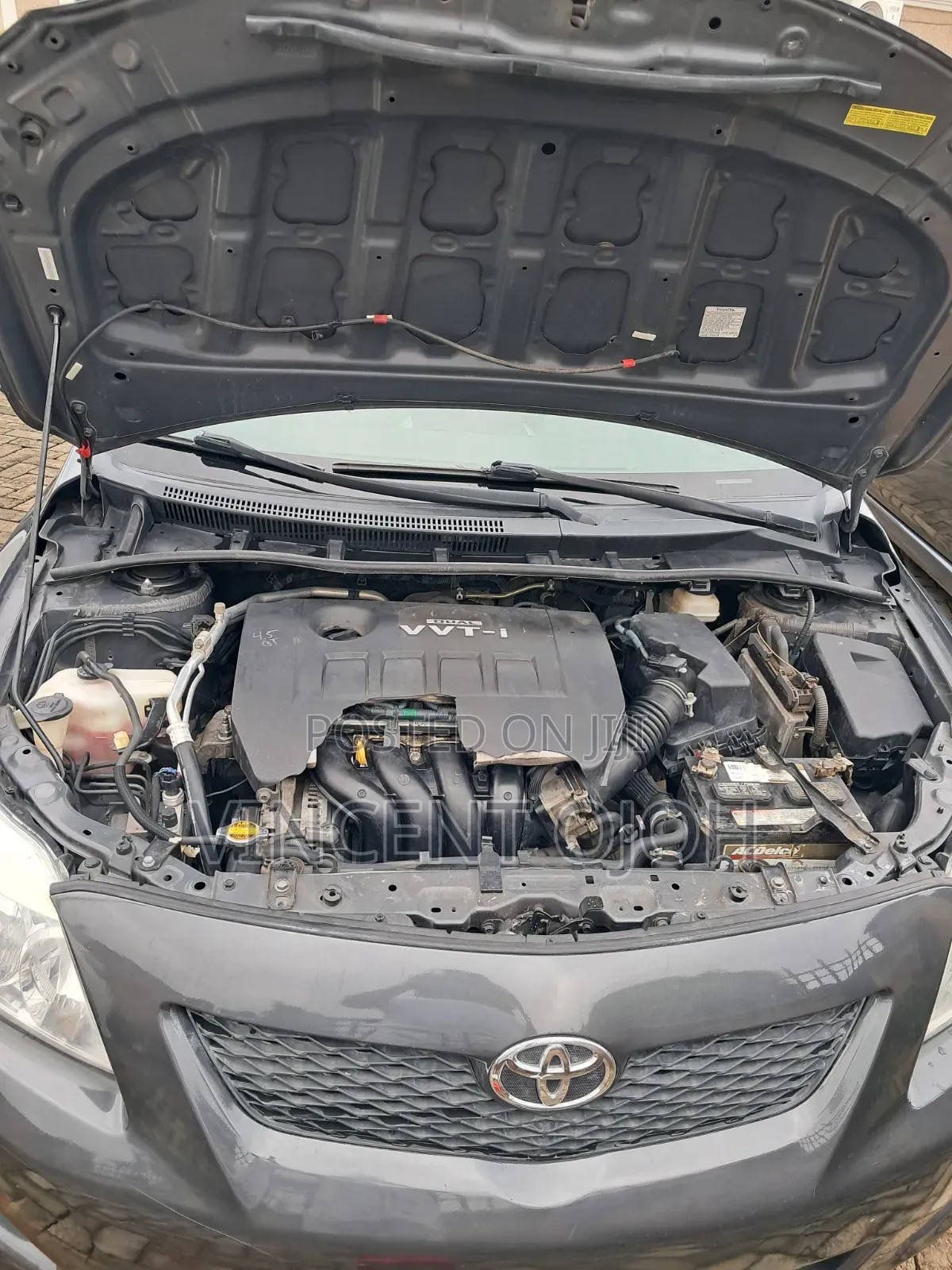 Toyota Corolla LE 4dr Sedan (1.8L 4 cyl 4A) 2009 Gray