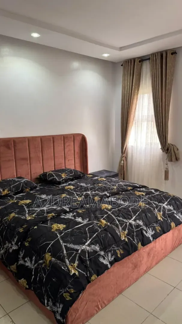 3bdrm Duplex in Ikeja Gra for rent