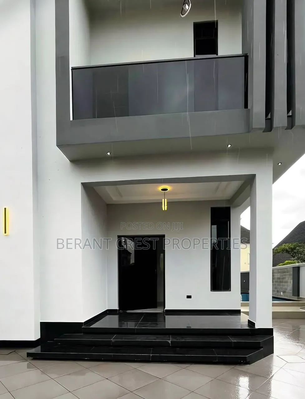 5bdrm Duplex in Apo Resettlement for sale