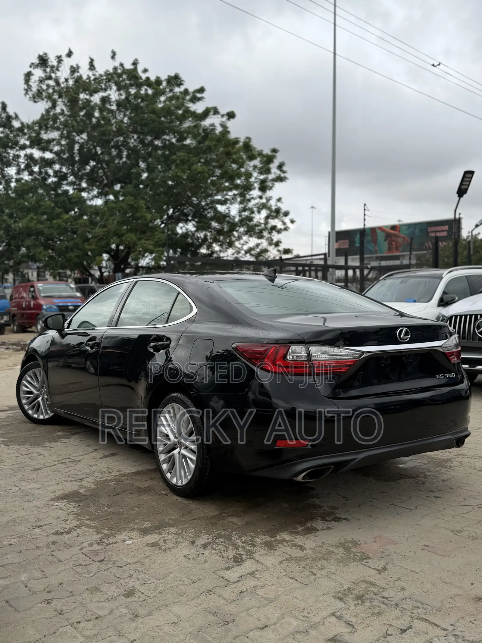 Lexus ES 350 FWD 2016 Black