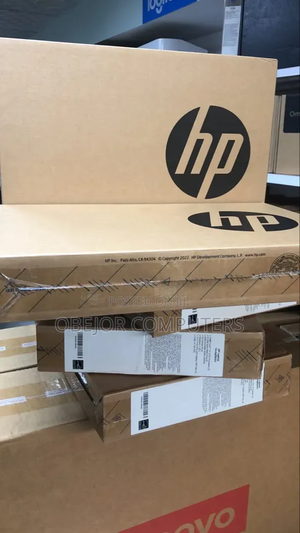 New Laptop HP 14S 8GB Intel Core i3 SSD 512GB